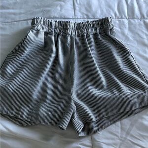 Brandy flowy shorts